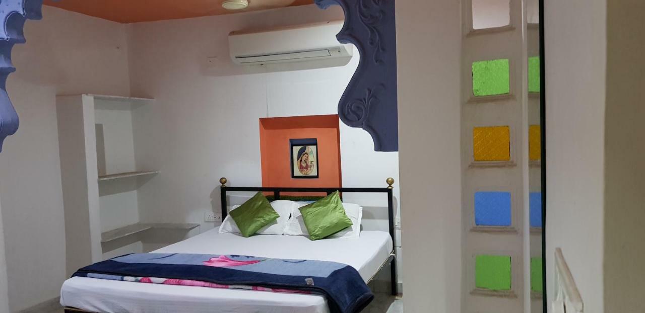 Jagat Villa Guest House Ουνταϊπούρ Εξωτερικό φωτογραφία
